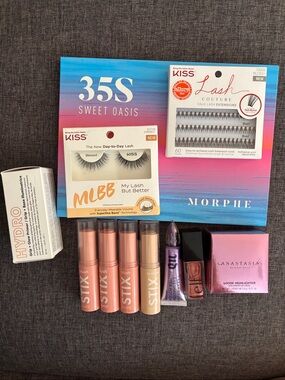 Morphe Eyeshadow Palette, Blush & False Lashes